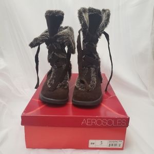 Aerosoles Squishing Trip Brown Suede Boots Size 8